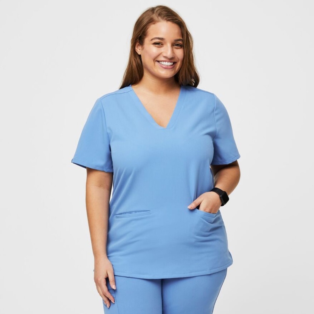 Ceil Blue FIGS Casma Three Pocket Scrub Top